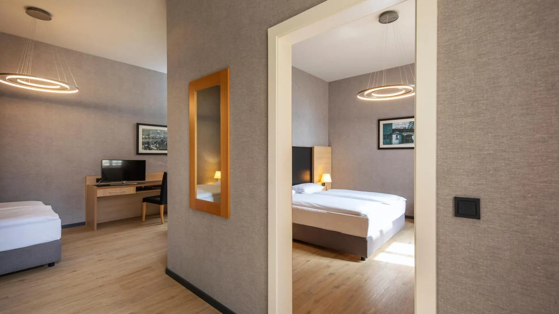 Roomingtons Hotel Franziskushoehe Lohr 4*,