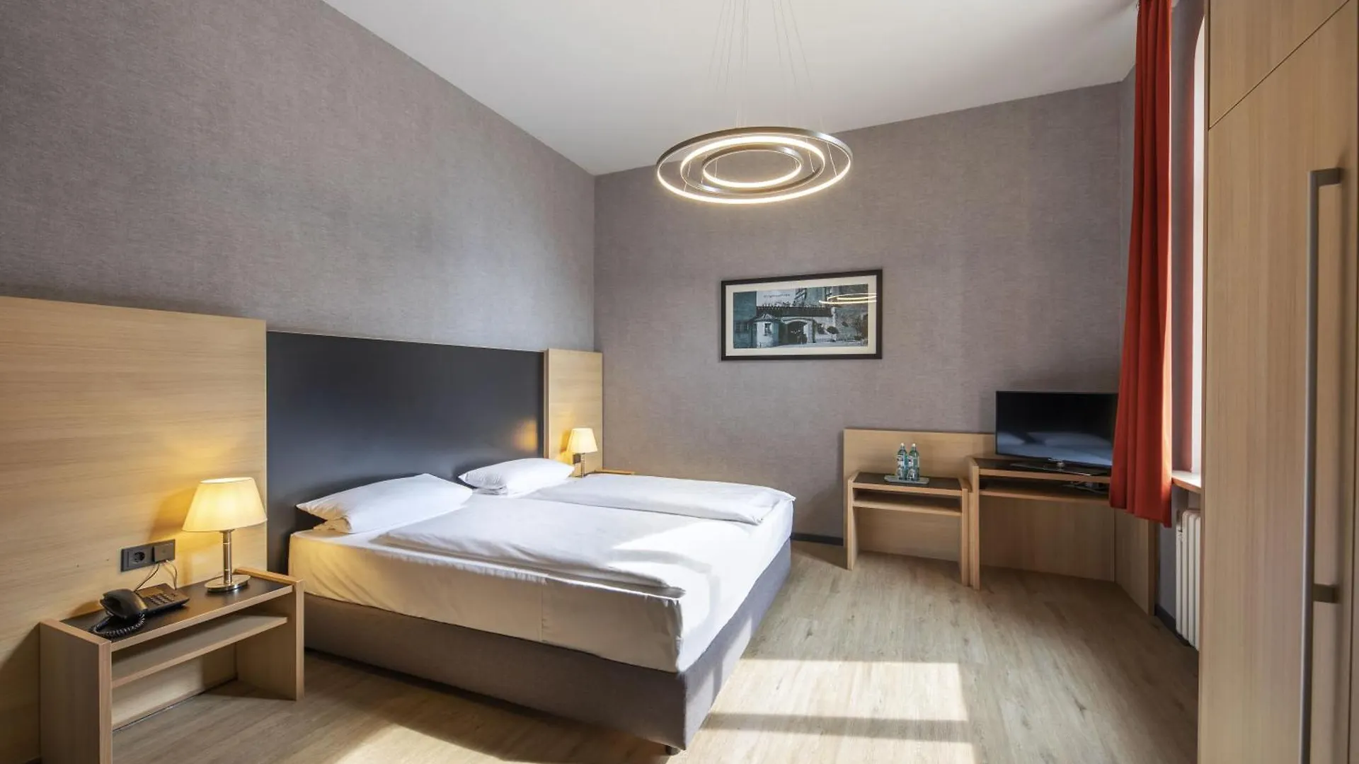 Roomingtons Hotel Franziskushoehe Lohr 4*,
